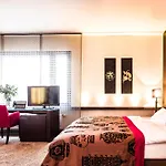 Der Blaue Reiter Design- & Tagungshotel מלון קרלסרוהה
