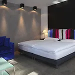 Der Blaue Reiter Design- & Tagungshotel קרלסרוהה