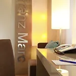 Der Blaue Reiter Design- & Tagungshotel מלון קרלסרוהה