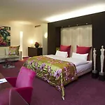 מלון Der Blaue Reiter Design- & Tagungshotel
