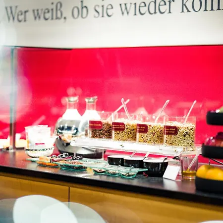 Der Blaue Reiter Design- & Tagungshotel 호텔