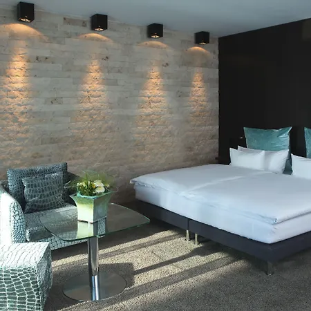 Der Blaue Reiter Design- & Tagungshotel 4*