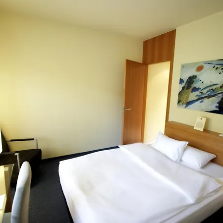Отель Der Blaue Reiter Design- & Tagungshotel Карлсруэ