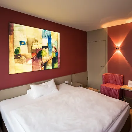 מלון Der Blaue Reiter 4*