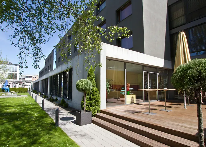 Der Blaue Reiter Design- & Tagungshotel 4*